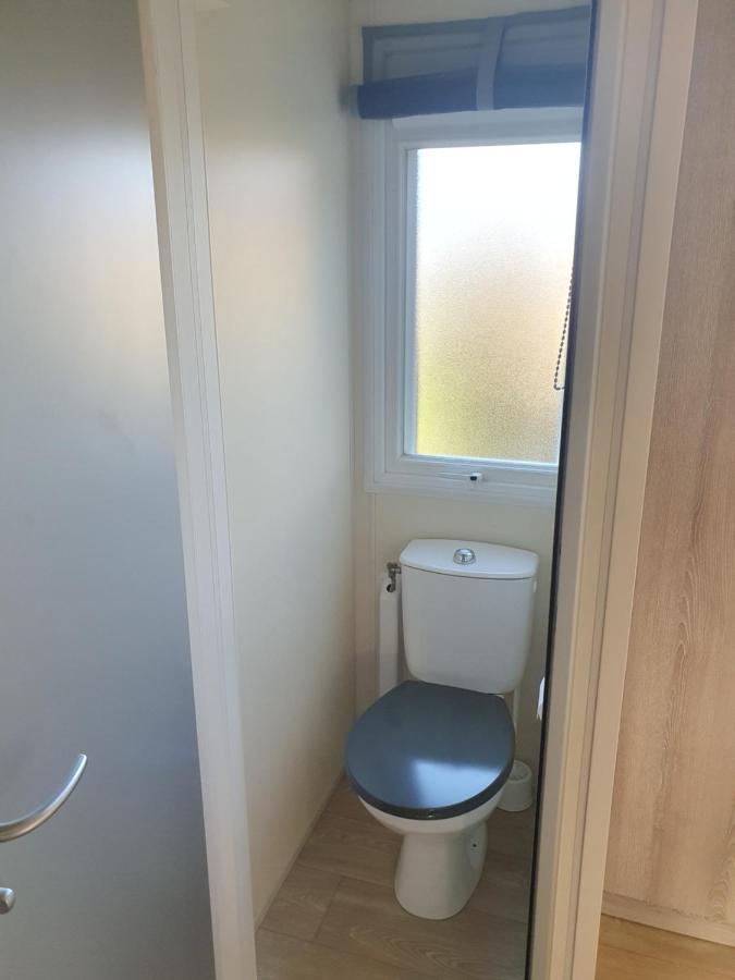 Charmant Mobil-Home Rocbaron Exterior foto